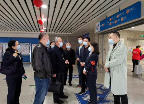 戴豪贛一行指導(dǎo)都市城際公交、長(zhǎng)運(yùn)物業(yè)企業(yè)文化及疫情防控等工作