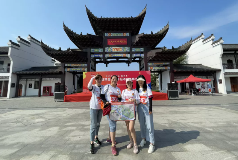 長運(yùn)出租 組織員工參加第三屆南昌市青年運(yùn)動(dòng)會定向賽