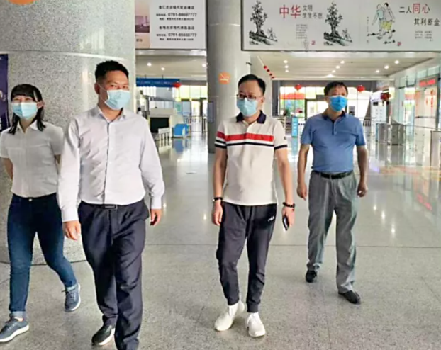 熊新國(guó)督導(dǎo)南昌長(zhǎng)途汽車西站中秋節(jié)前安全生產(chǎn)和疫情防控工作