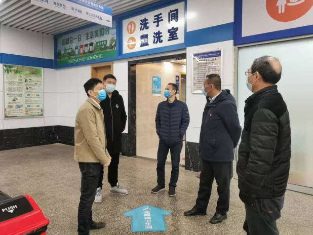 黃俊一行深入青山客運站、南昌長途客運站檢查指導安全生產(chǎn)等工作