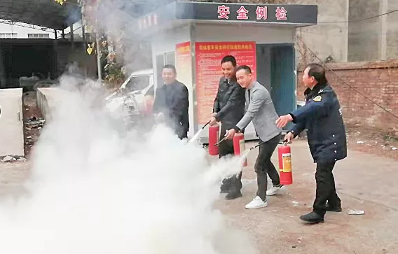 鄱陽長運(yùn) 開展消防應(yīng)急演練