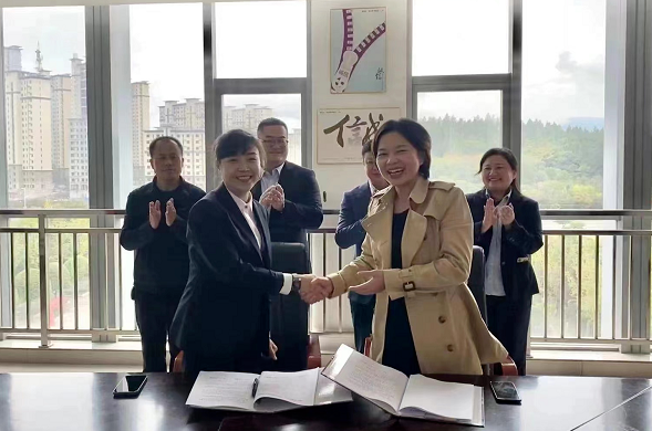 九江長(zhǎng)運(yùn):武寧鎮(zhèn)村公交一體化改造項(xiàng)目正式簽約