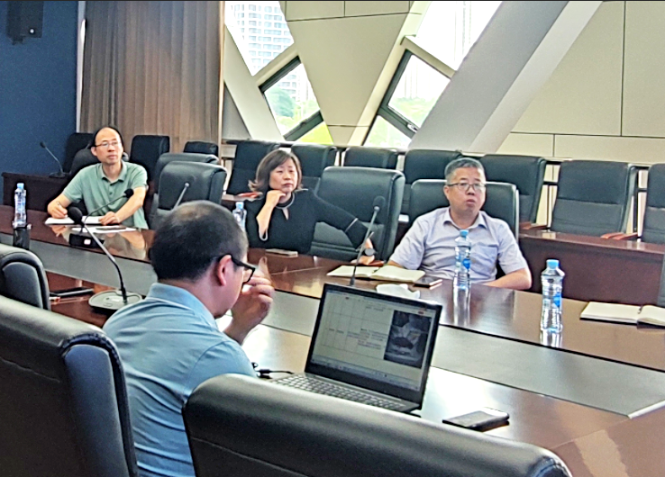 江西長(zhǎng)運(yùn)舉辦“排查車輛安全、預(yù)防車輛自燃“專題培訓(xùn)會(huì)  萬建紅出席并講話