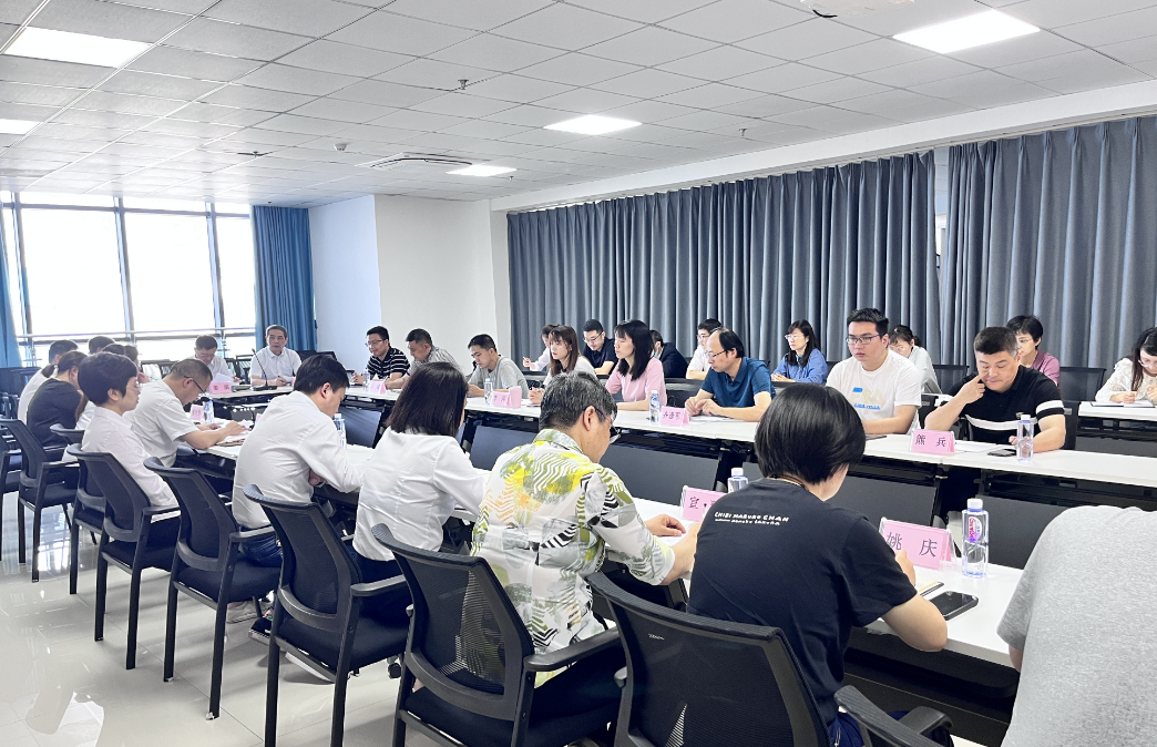 馬鞍山長(zhǎng)客：江西長(zhǎng)運(yùn)黨委廉政巡察組召開(kāi)巡察馬鞍山長(zhǎng)客落實(shí)全面從嚴(yán)治黨“兩個(gè)責(zé)任”座談會(huì)