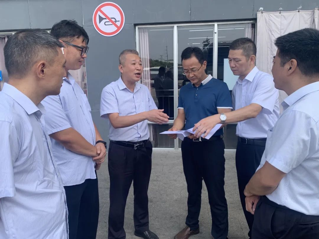 穆孫祥一行深入徐坊客運站、城際公交車輛保障中心建設(shè)施工現(xiàn)場檢查“中秋、國慶”安全生產(chǎn)工作
