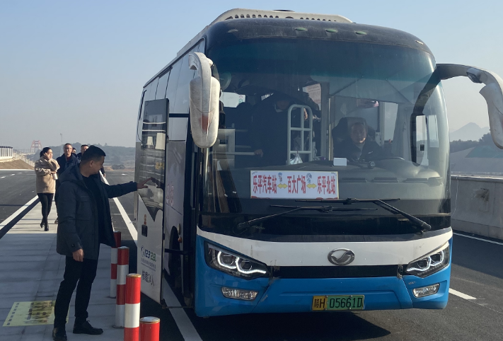 景德鎮(zhèn)長(zhǎng)運(yùn)：樂平公交開通高鐵公交專線