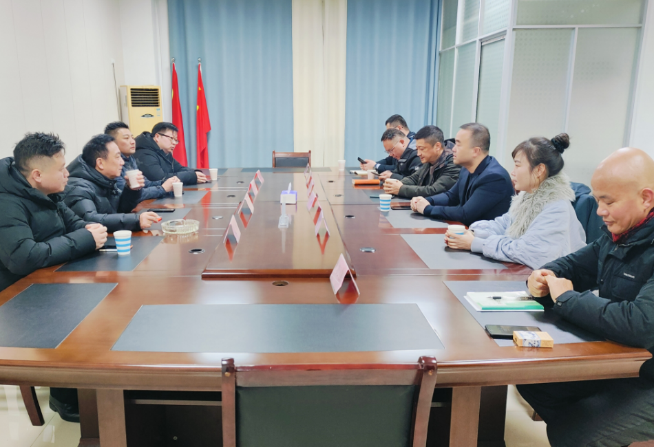 江西金合控股、江西農(nóng)投調(diào)研永修公司客貨郵融合發(fā)展工作  劉磊、占梁陪同