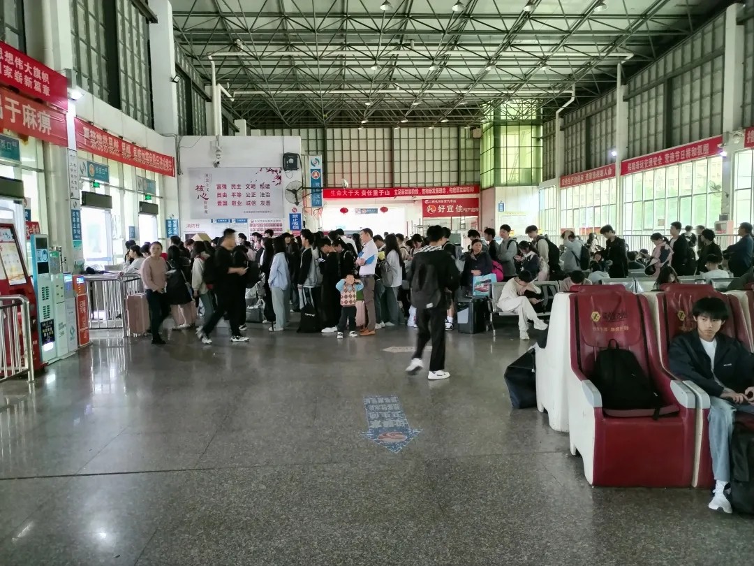 撫州長運(yùn):返程高峰來襲,讓旅客出行無憂