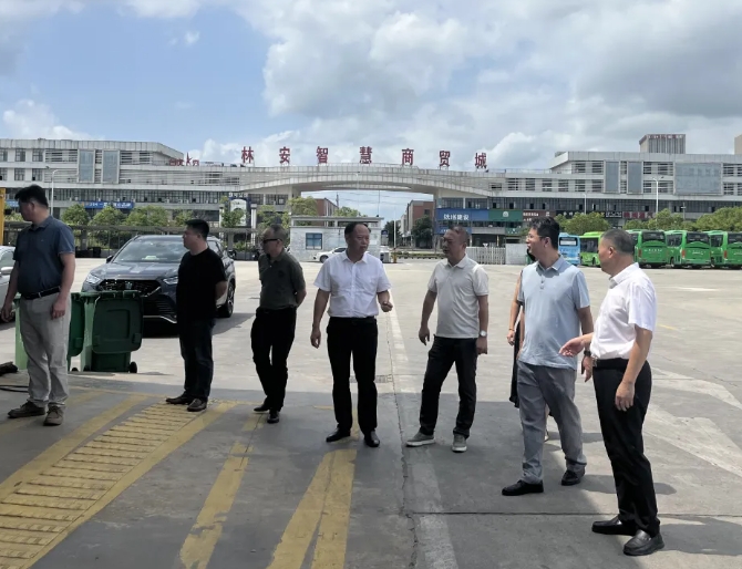 一線報(bào)道 || 鷹潭公交:省公交協(xié)會(huì)調(diào)研組到鷹潭公交進(jìn)行調(diào)研指導(dǎo)