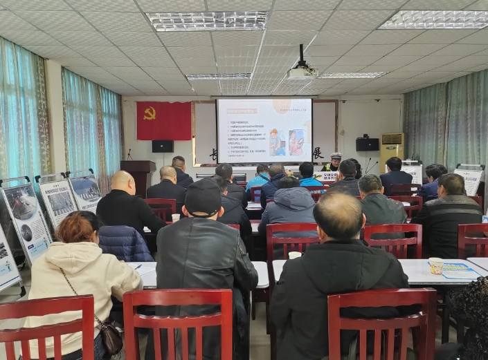 萍鄉(xiāng)長運(yùn):開展交通安全宣傳活動