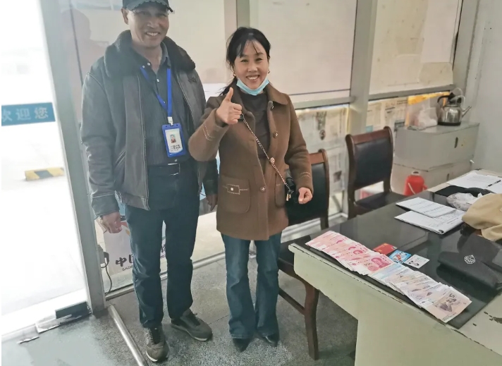 九江長運 :拾金不昧暖人心 城際公交傳美德