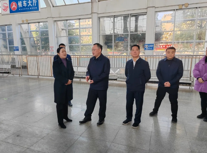 撫州長運(yùn) 撫州市委領(lǐng)導(dǎo)督導(dǎo)宜黃分公司春運(yùn)安全工作