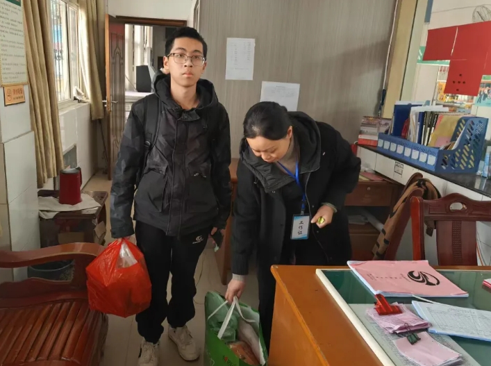 暖新聞 || ?撫州長運:“三品”崗上顯身手 失物尋回暖心頭