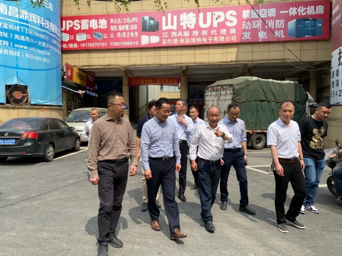 穆孫祥督導(dǎo)長運物業(yè)安全生產(chǎn)工作